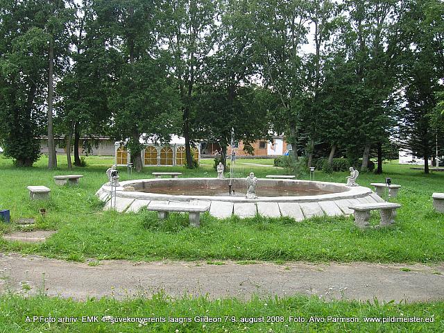 G-8 002