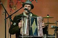 DSC00588-001